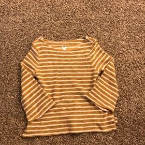 Old navy long sleeve shirt